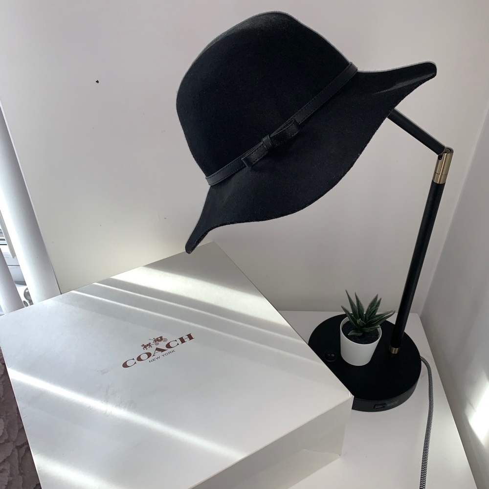 Coach Hat